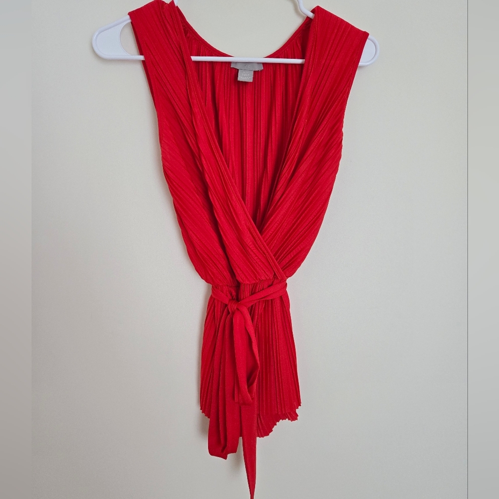 H&M Bold Red Pleated Top